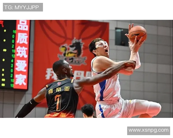 周琦准三双砍下32+11+10！新疆主场击败山东继续保持不败记录